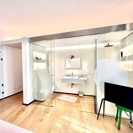 Apartment The Garden In Parioli *